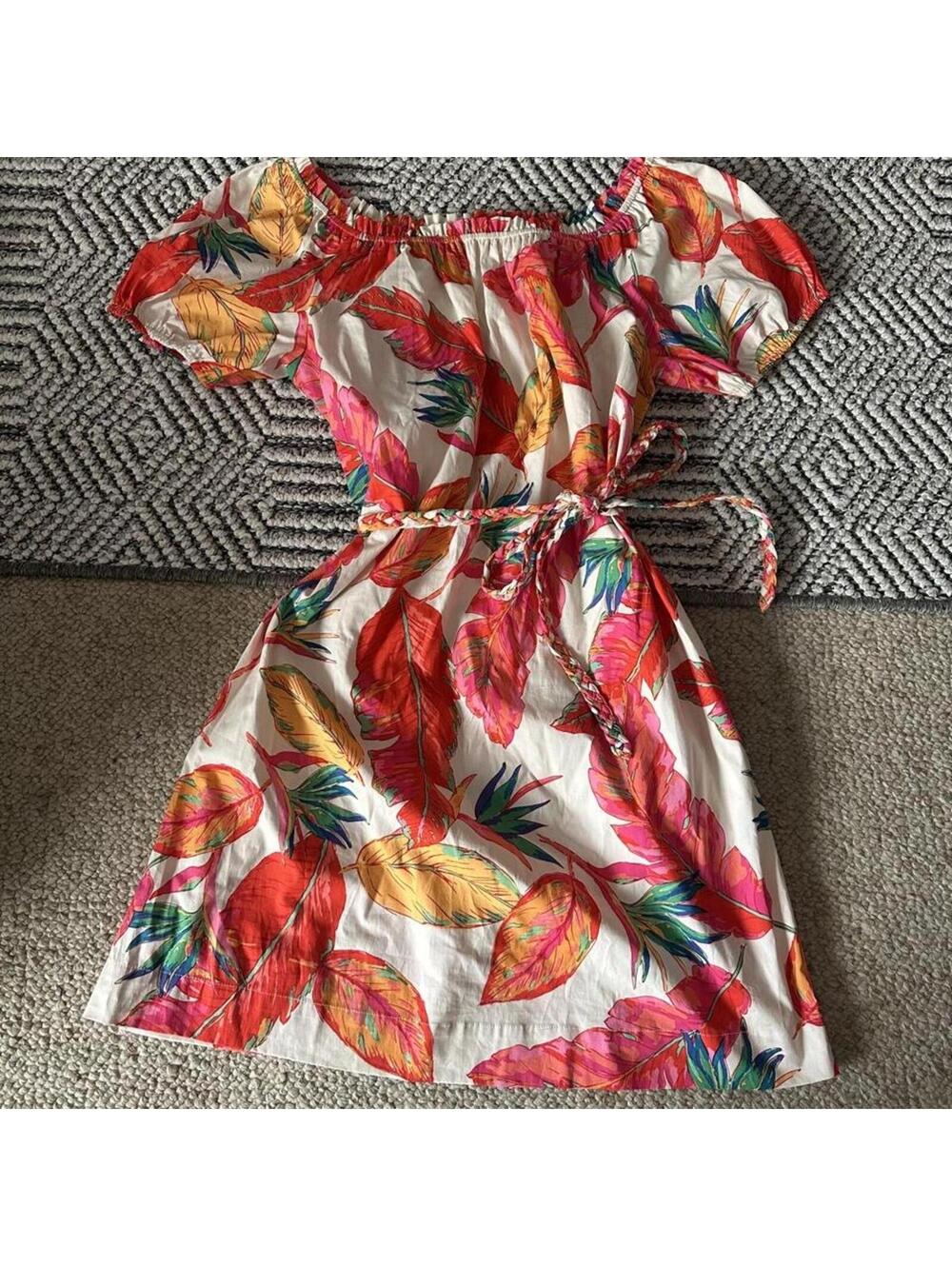 Nine West white dress with multicolored leaf print,